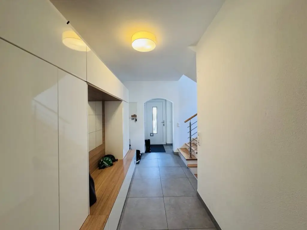 FAMILIENIDYLLE IN LEOPOLDAU – MODERNES EINFAMILIENHAUS NAHE U1