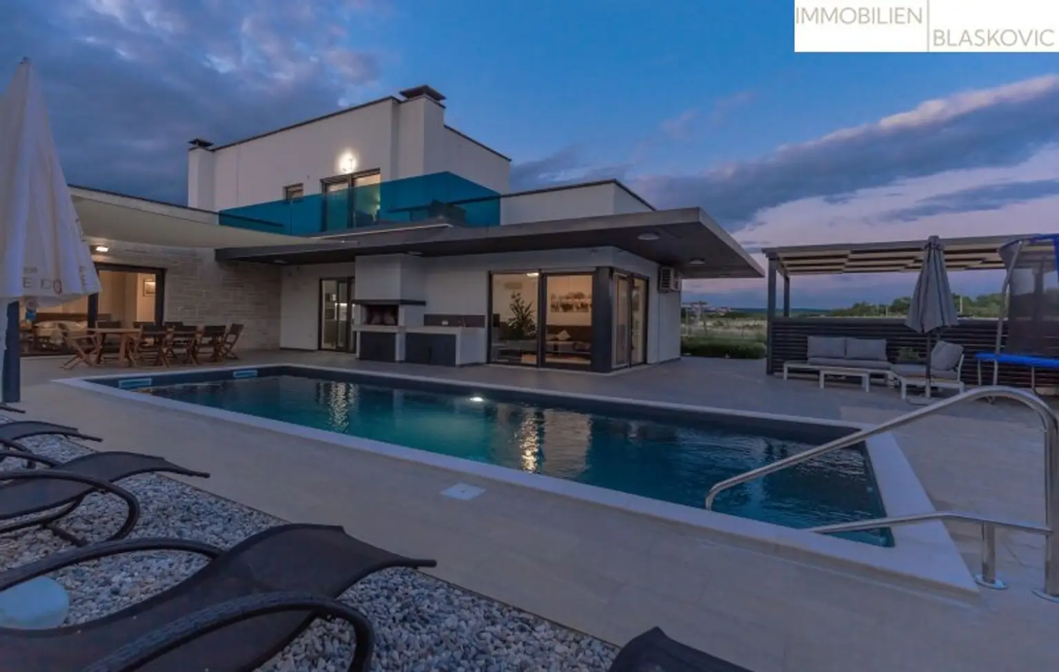Wunderschöne Villa mit Pool in der Nähe von Visnjan