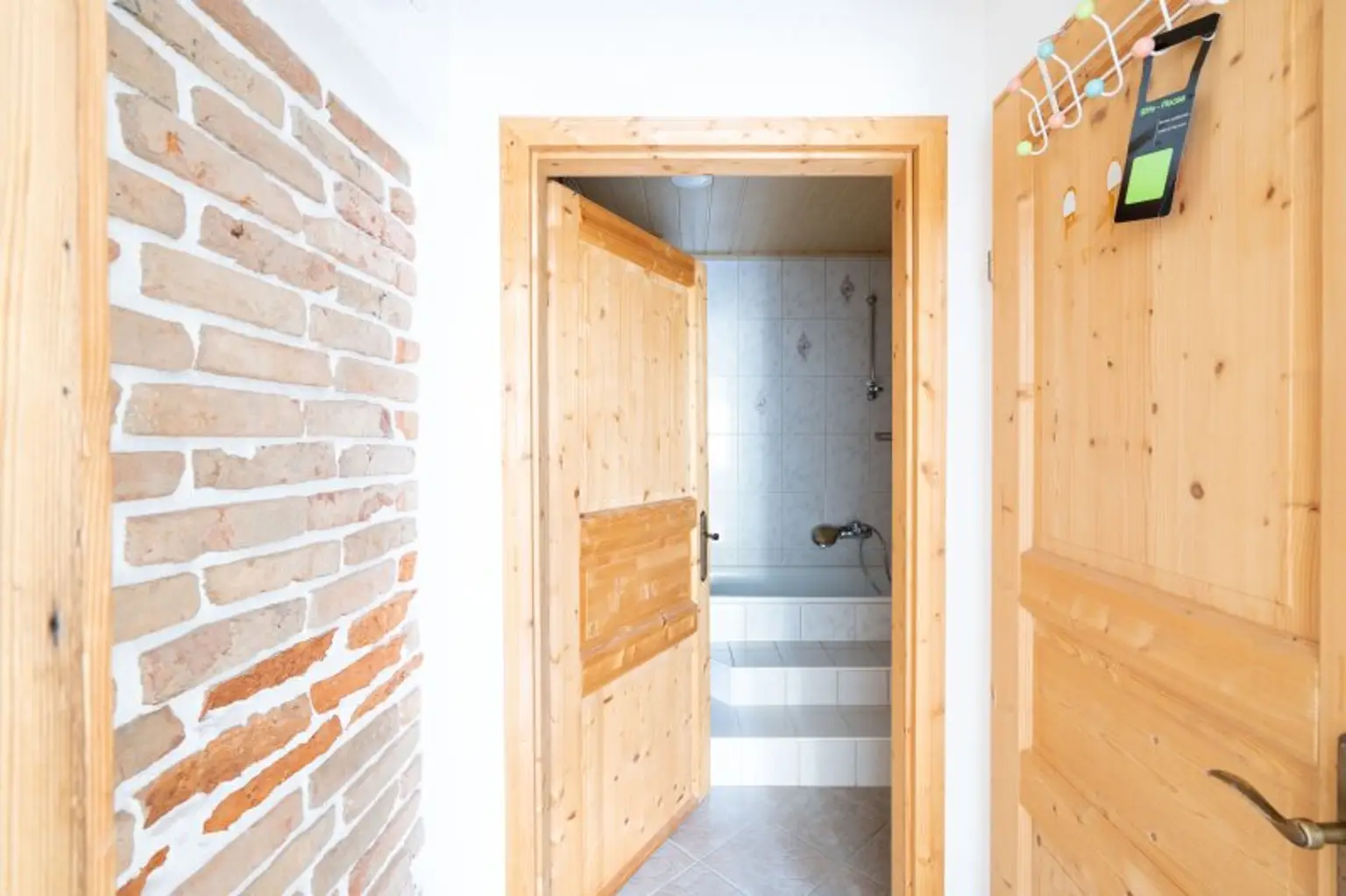 Neuhofen an der Krems, Haus mit Kleinwohnungen und Zimmer zu kaufen! PROVISIONSFREI