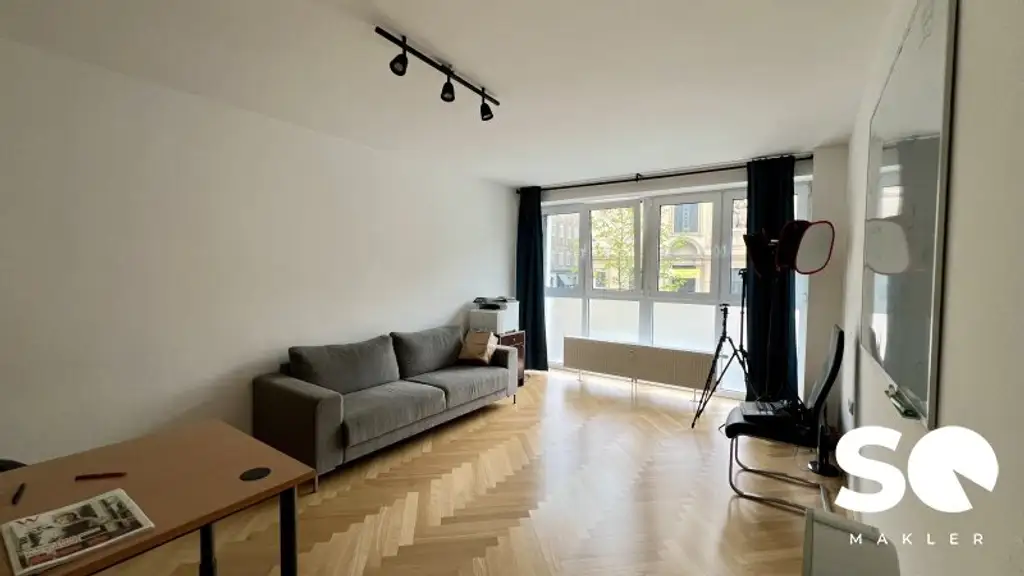 # SQ - STILLVOLE 4-ZIMMERWOHNUNG MIT CHARMANTEM BALKON - DIREKT AUF DER PRATERSTRASSE - NESTROYPLATZ