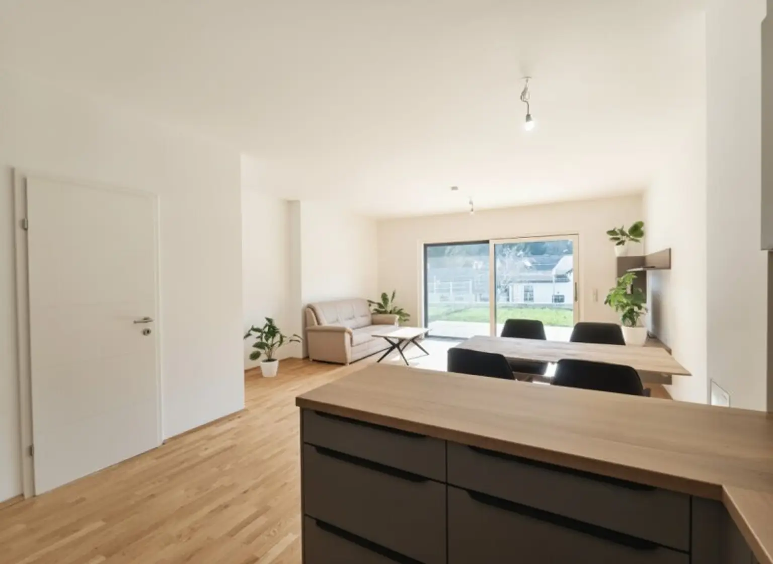 ! FRÜHJARSAKTION ! - EXKLUSIVES TOWNHAUS AUF EIGENGRUND IN WEIDLING – NATURNAHES WOHNEN MIT STIL - FÜR MENSCHEN MIT ANSPRUCH