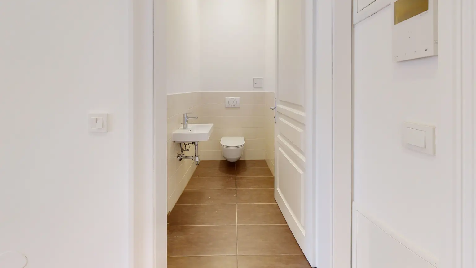 "Urban Oasis" - Rarität | Neubauwohnung in Jahrhundertwendehaus | 2 Balkone