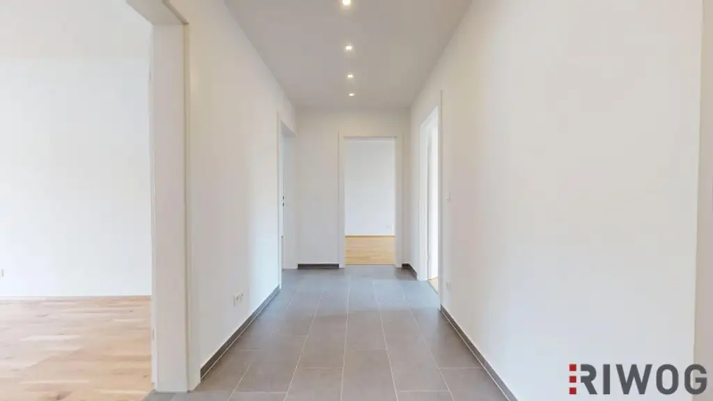 ERSTBEZUG nach Sanierung I 4 Zimmer Wohnung mit Loggia I Tischler Küche mit Siemens Geräte inklusive I Ruhelage I Naturpark Föhrenberge I 360° Rundgang