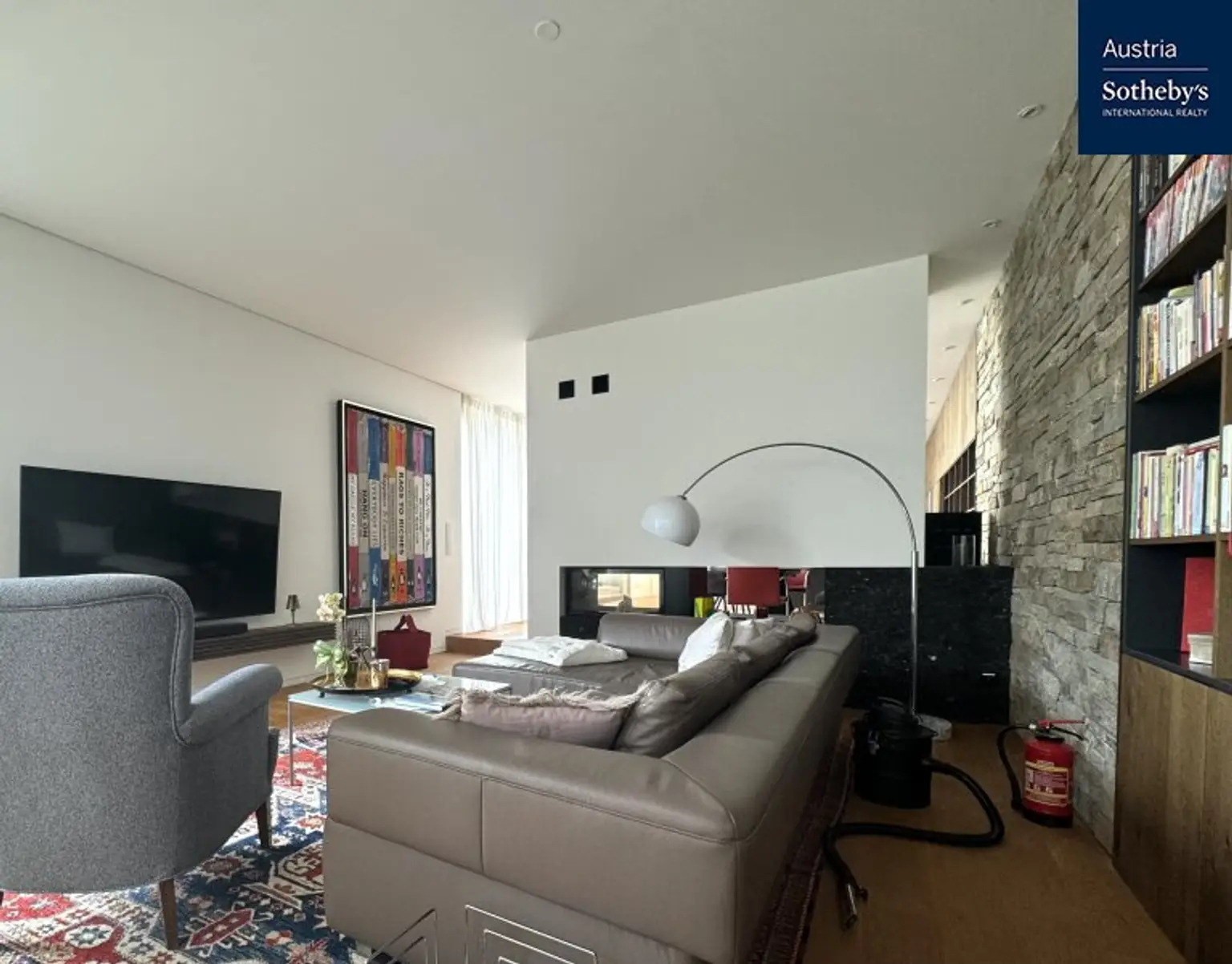 Privatsphäre & Perfektion – Architektenvilla mit Garten, drei Terrassen & Homeoffice