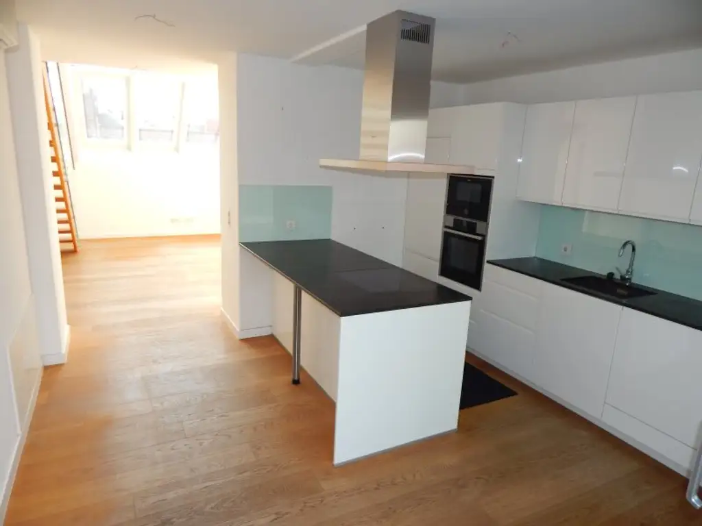 Wohntraum helle und ruhige Dachterrassenwohnung mit Fernsicht