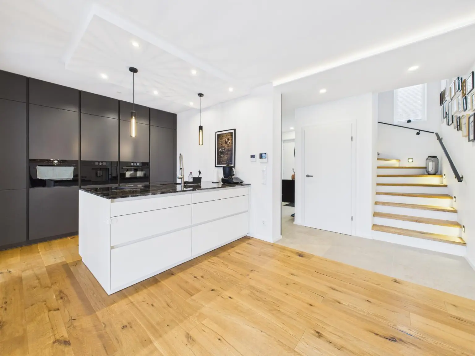 Wohn- und Essbereich 3