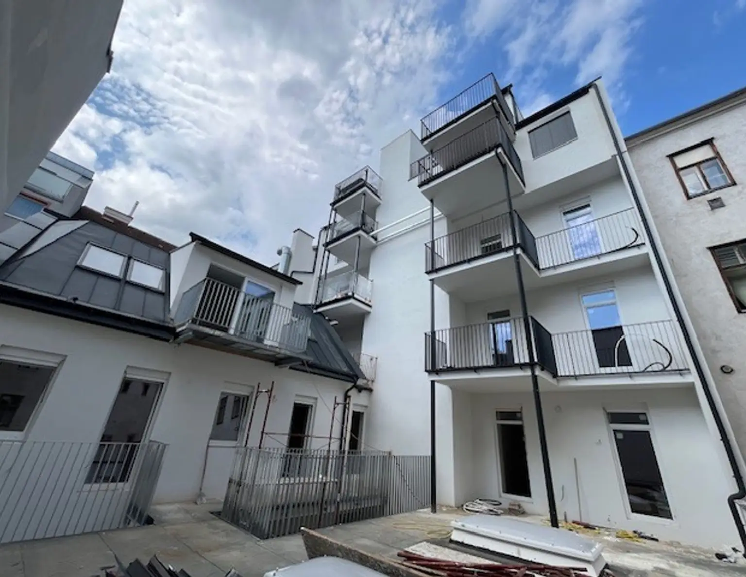 wunderschöne ERSTBEZUG Balkon-/Terrassenwohnungen
