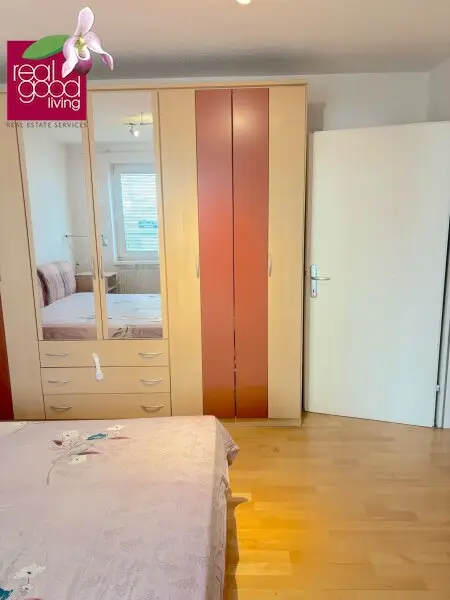 2‑Zimmer‑Wohnung mit Loggia beim Westbahnhof – ruhige Innenhoflage, voll möbliert