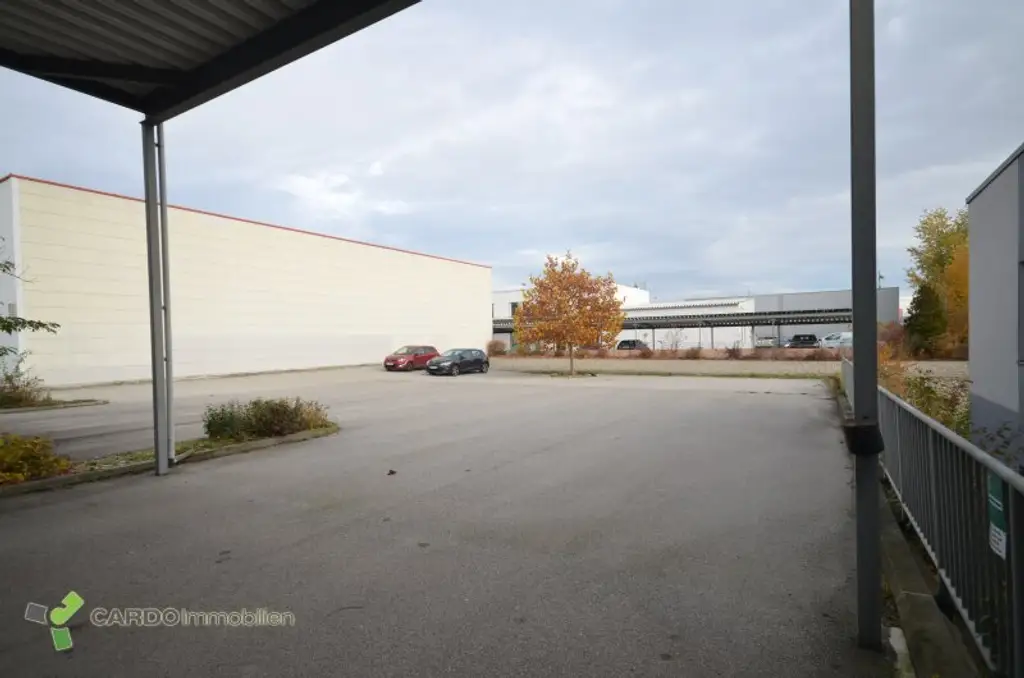 Halle und Lager 425m², 340m², 414m² für Veranstaltungen oder Lager, 2 Gewerbeobjekte nebeneinander mit große Parkplatz, entweder zusammen oder einzeln zu vermieten