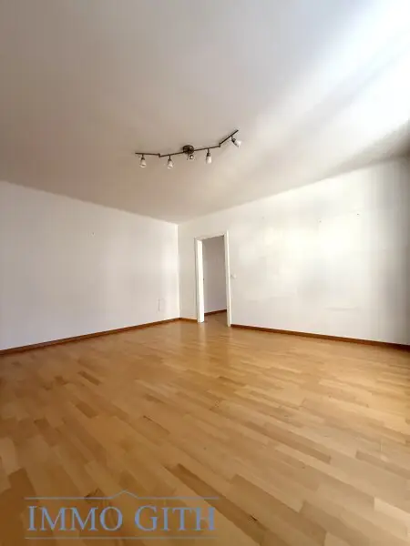 MODERNE & HELLE CA. 55 m² GROSSE 2-ZIMMER-WOHNUNG MIT EINBAUKÜCHE, LIFT, KELLER NAHE U1 REUMANNPLATZ ZU MIETEN!