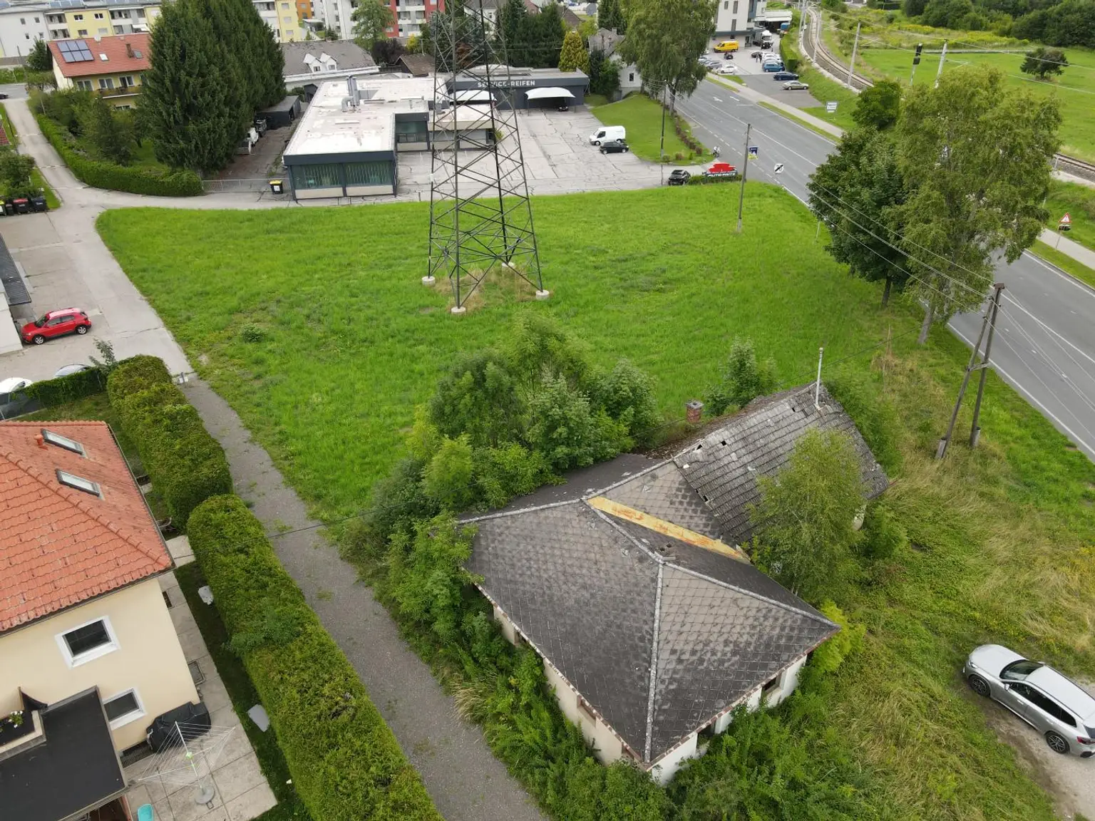 Vielseitiges Grundstück mit Vision