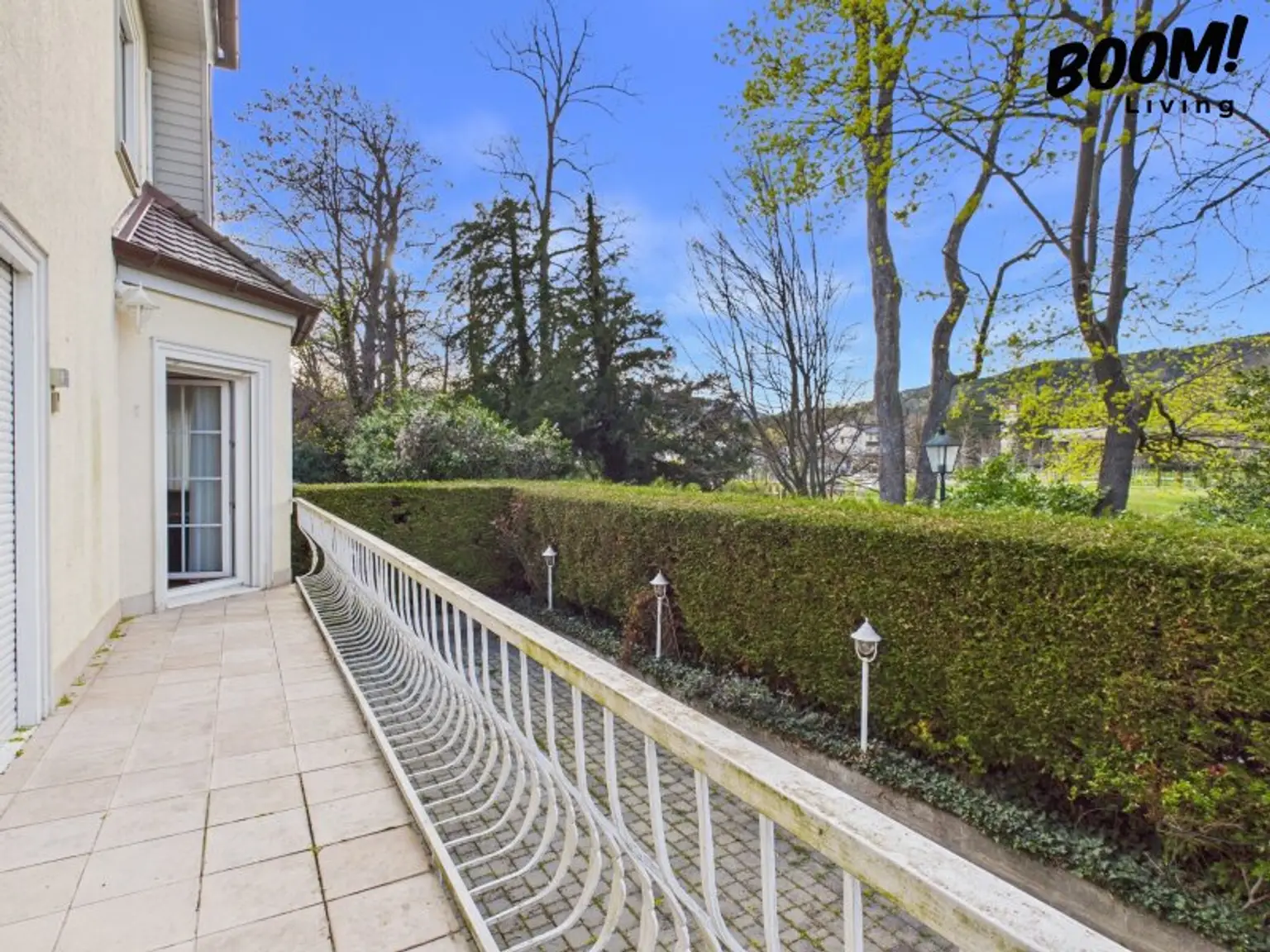 Villa in Baden mit Garten & Grünblick - Großzügiges Wohnen in absoluter Ruhelage nahe Rosarium