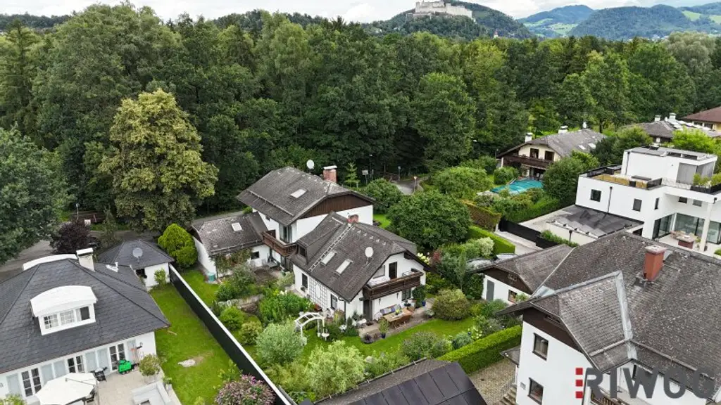 LEOPOLDSKRON – Baugrundstück mit Altbestand