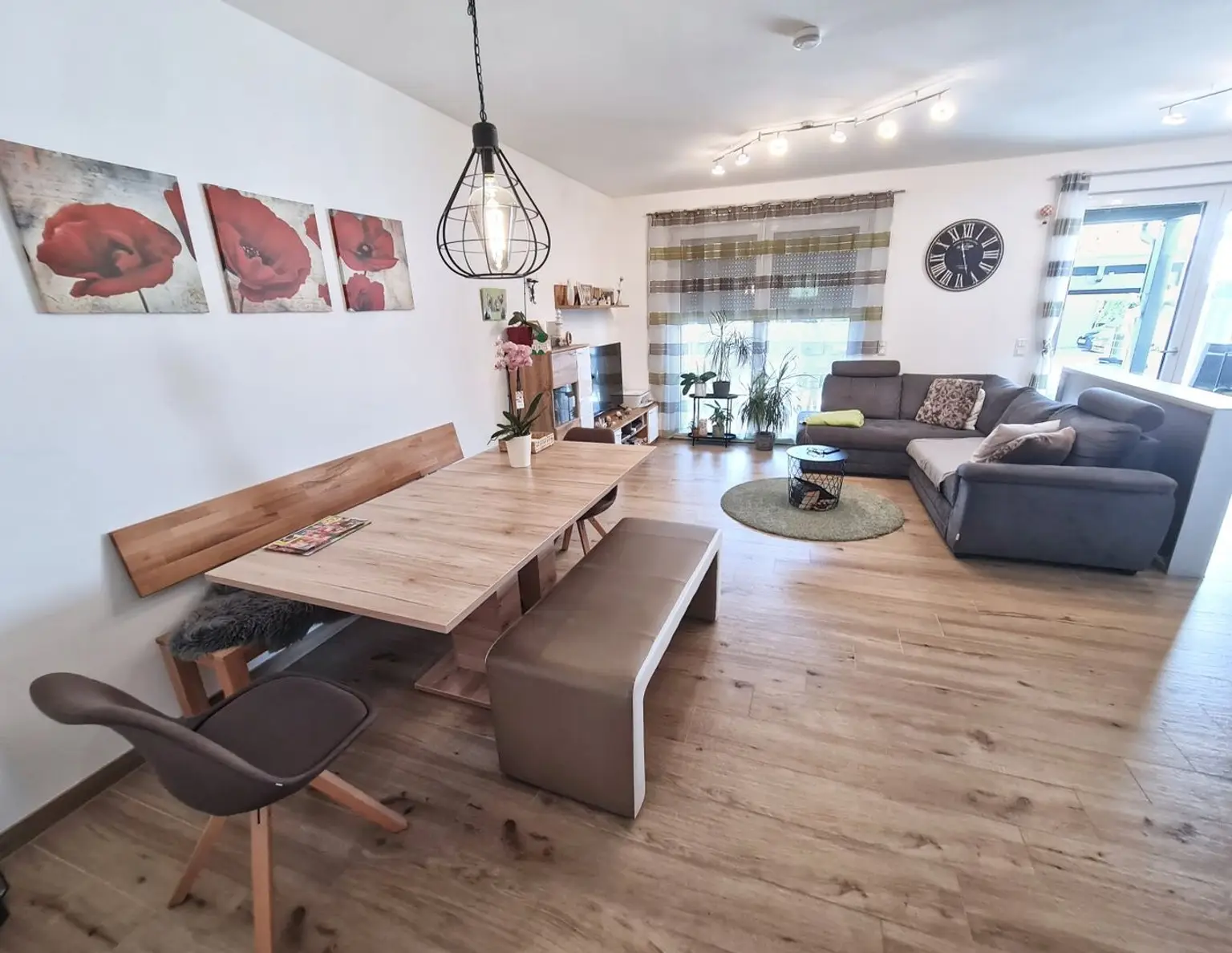 Moderne Doppelhaushälfte zum Mieten in Klagenfurt