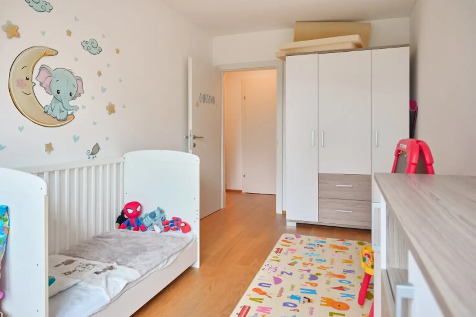 Sonnige 4 Zi Gartenwohnung in Ruhelage (S-Bahn Liesing Nähe) mit Garage