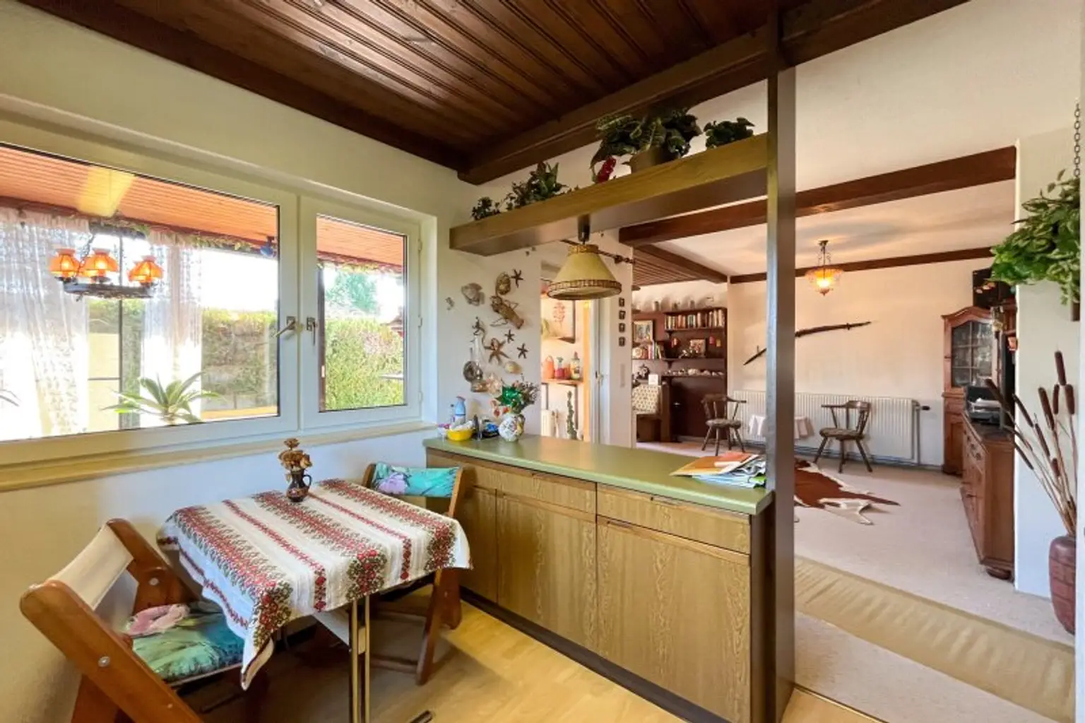 offene Küche mit Wohnzimmer