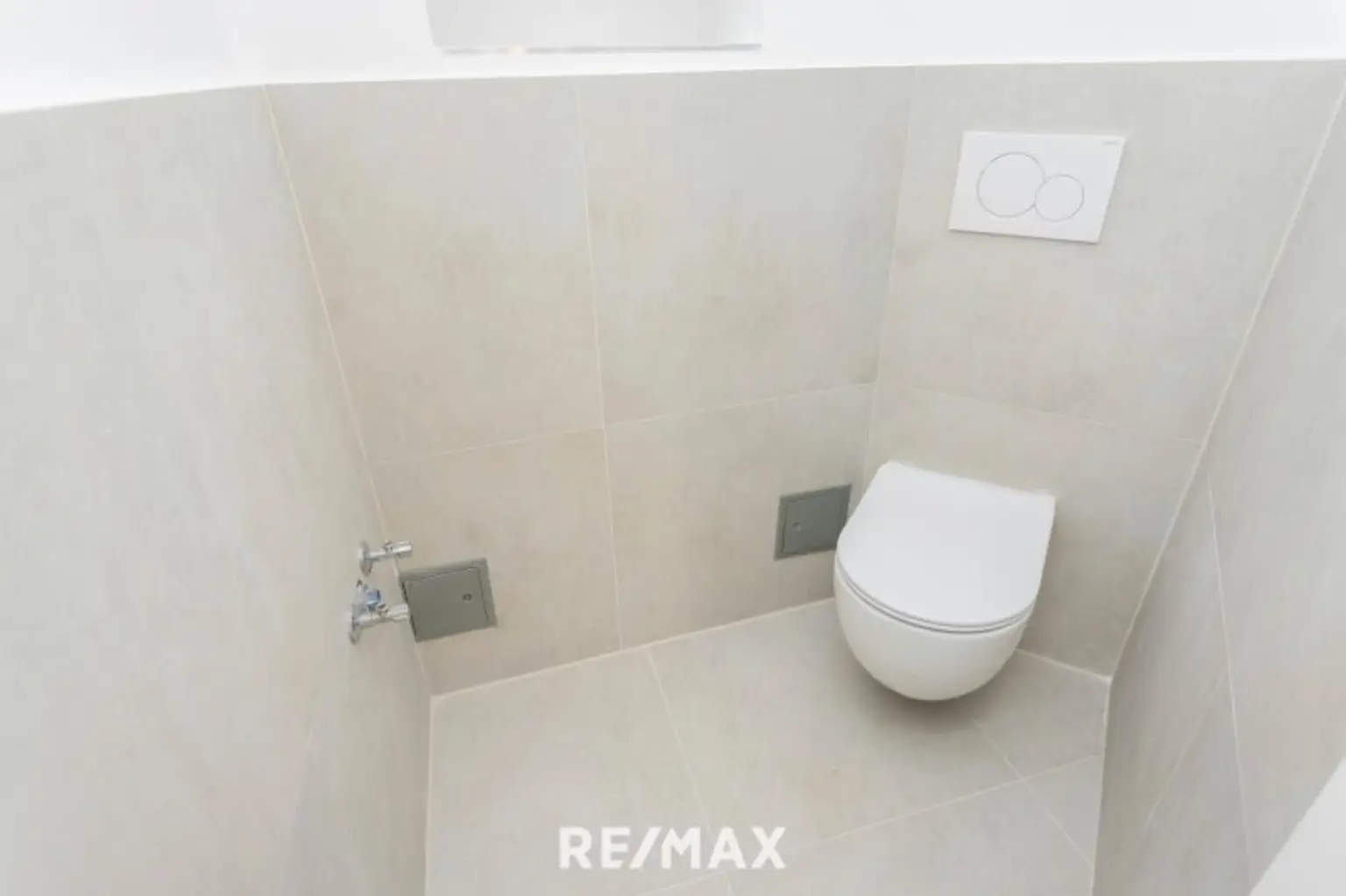 Neu sanierte 4-Zimmer-Eckwohnung im 2. Liftstock