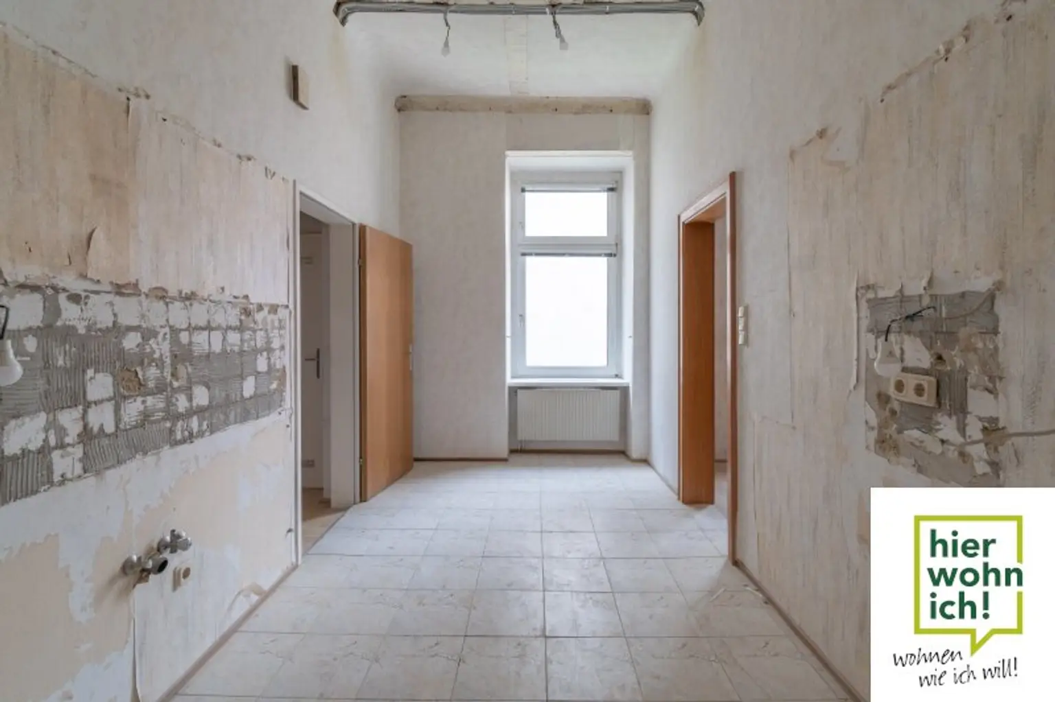 Sanierungsbedürftig helle 2 Zi Altbauwohnung im Karmeliterviertel