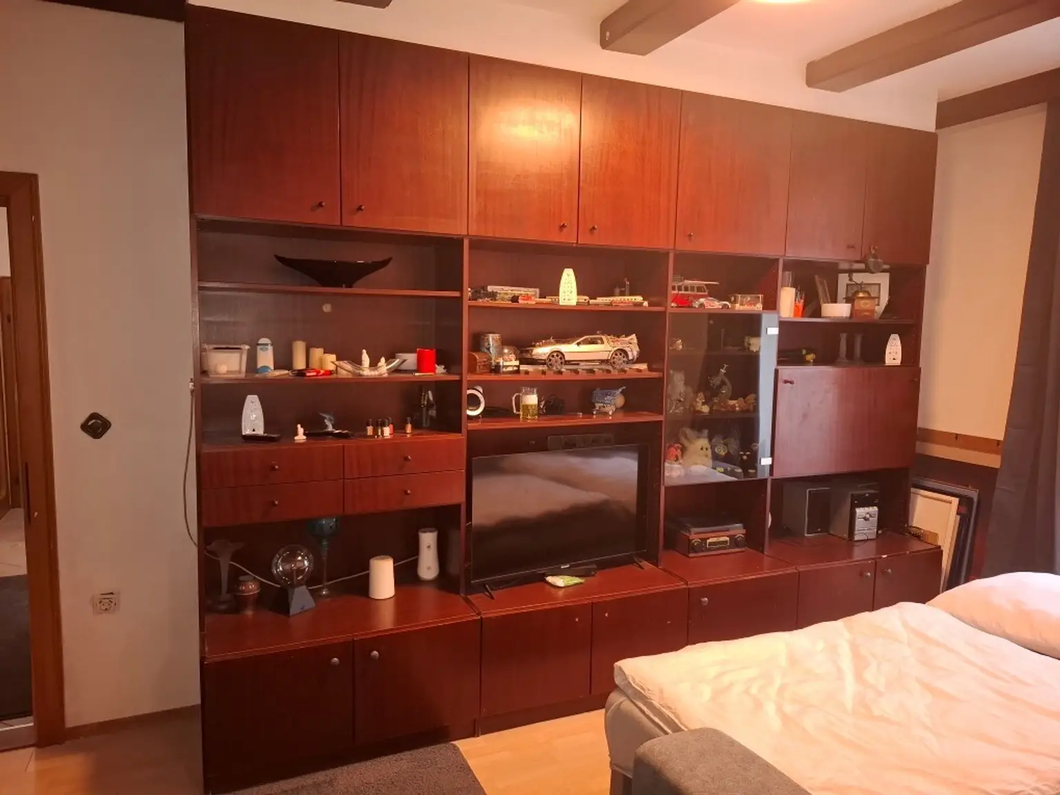 Möblierte 2-Zimmer-Wohnung im Erdgeschoß eines Wohnhauses im Zentrum von Bruck/Mur zu mieten !