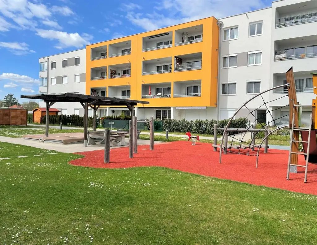 Neuwertige 3-Zimmer Norikum-Wohnung mit einem gemütlichen Garten