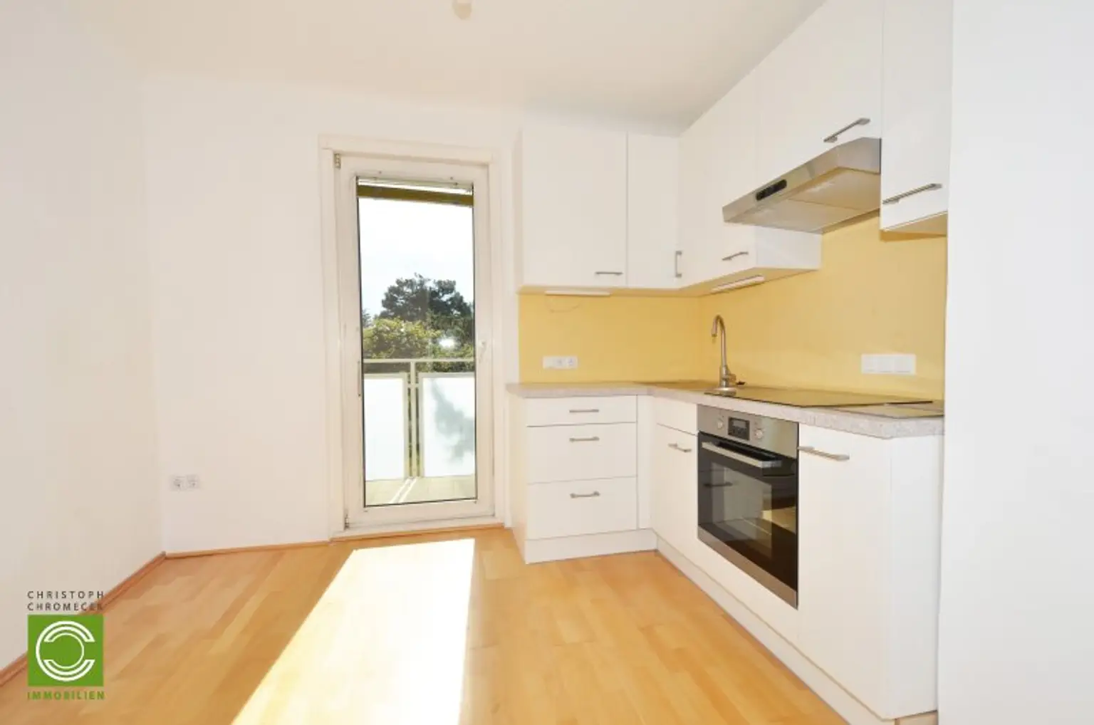 CHRISTOPH CHROMECEK IMMOBILIEN - PERCHTOLDSDORF - Ruhige 2-Zimmer mit Balkon nahe dem Zentrum!