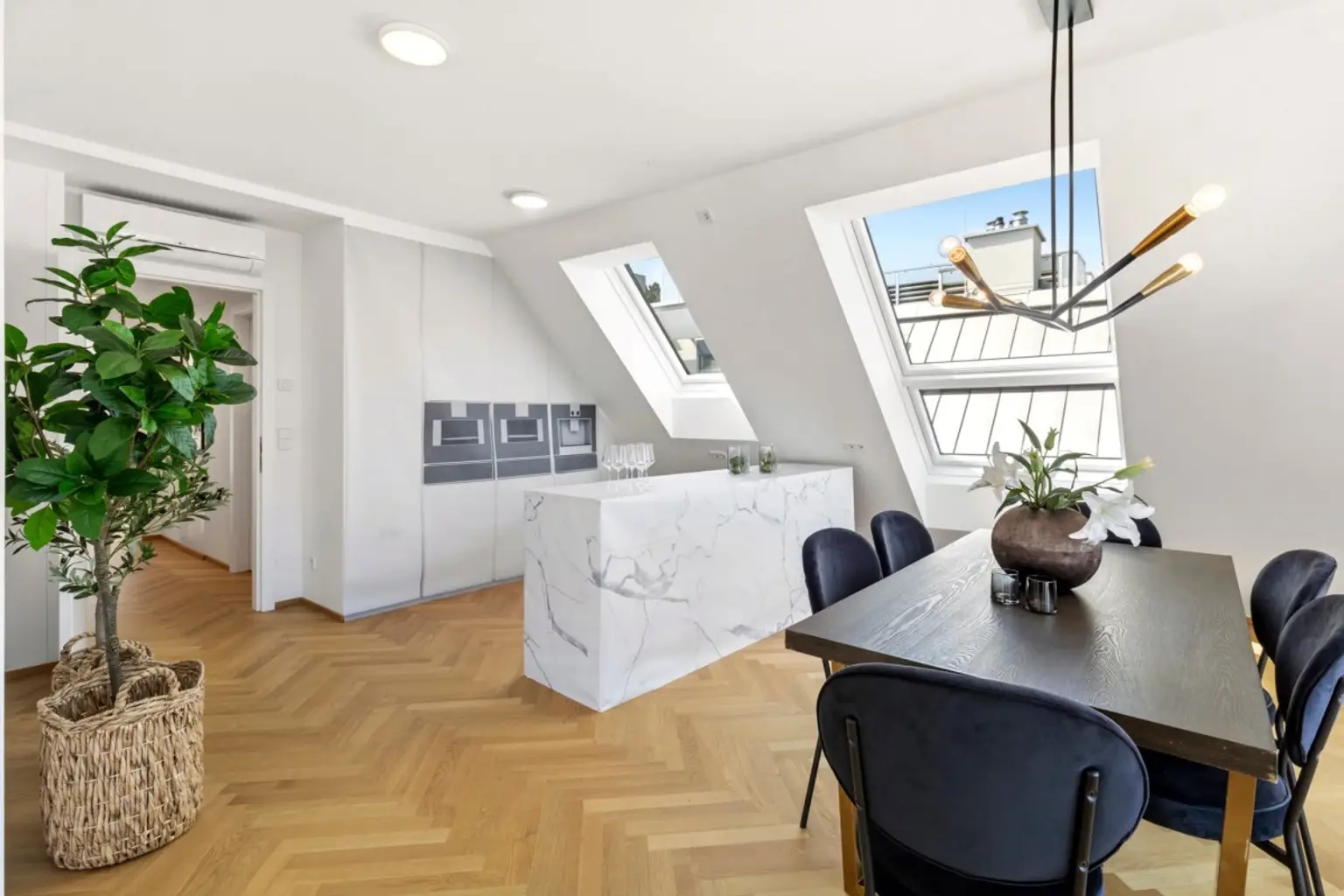 C | ++ LUXUS auf HÖCHSTEM NIVEAU ++ PENTHOUSE mit WIENBLICK | Prima Service Immobilien