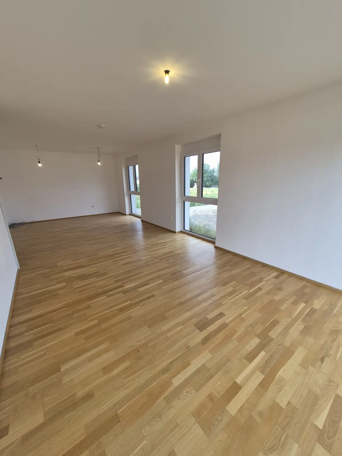 Neubau: Südostseitige ca. 76 m² 3-Zimmer-Wohnung mit Balkon