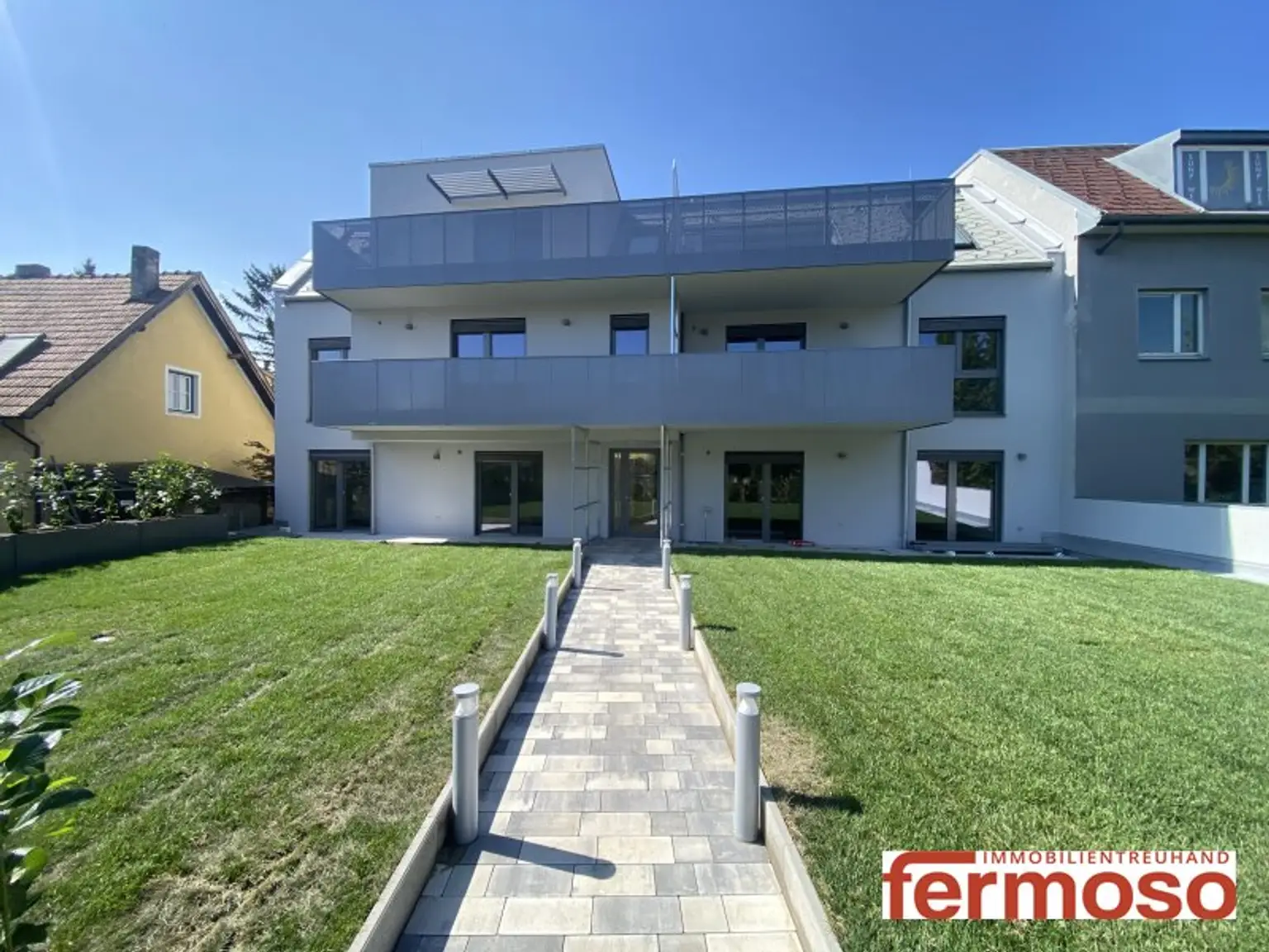 PROVISIONSFREI-2-Zimmer-Wohnung mit Balkon und Garten