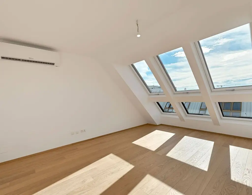 THE TEMPTATION - Große Maisonette Wohnung mit Terasse & Balkon - 4 Zimmer