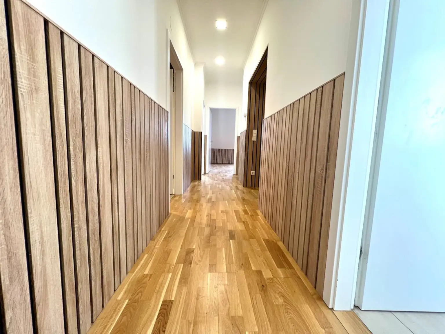 14 | TRAUMHAFTE Maisonette-Wohnung - Top Zustand, Terrasse mit Ausblick | Prima Service Immobilien