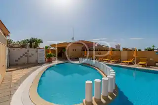 Apartament-El-Duque-community-pool-Tenerife