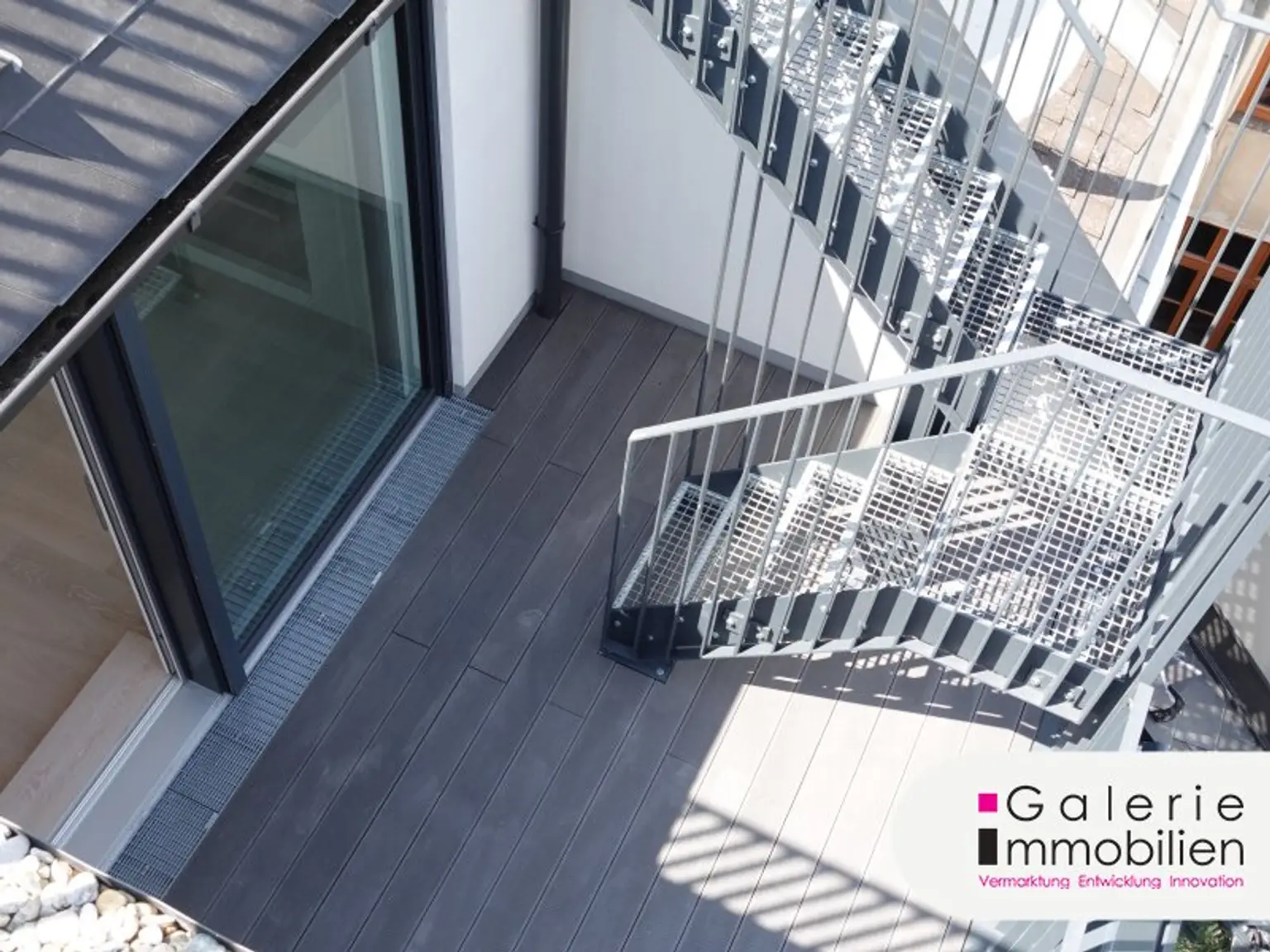 VIDEO: 360°-Ausblick auf Wien: Hochwertige 2-Zimmer-Wohnung mit Klima plus 2 private Dachterrassen!
