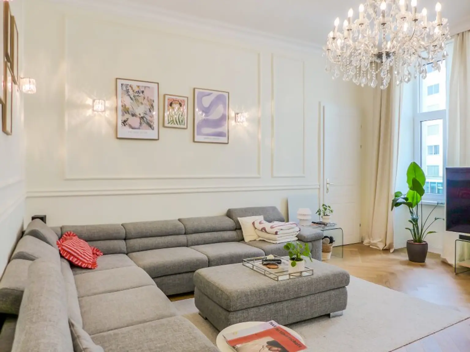 Klassischer Altbau trifft modernes Raumkonzept - 4 Zimmer-Wohntraum nahe Wien Mitte