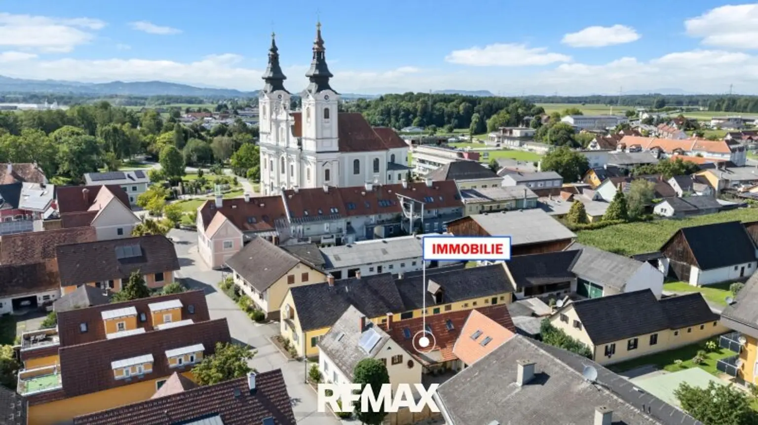 Drohnenansicht Ortschaft