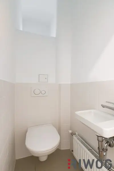 Klassische Stilaltbauwohnung mit Charme und Eleganz | Komplette Innenhoflage | 3. Etage | Nähe Donaukanal, Hundertwasserhaus, 1. Bezirk, Prater