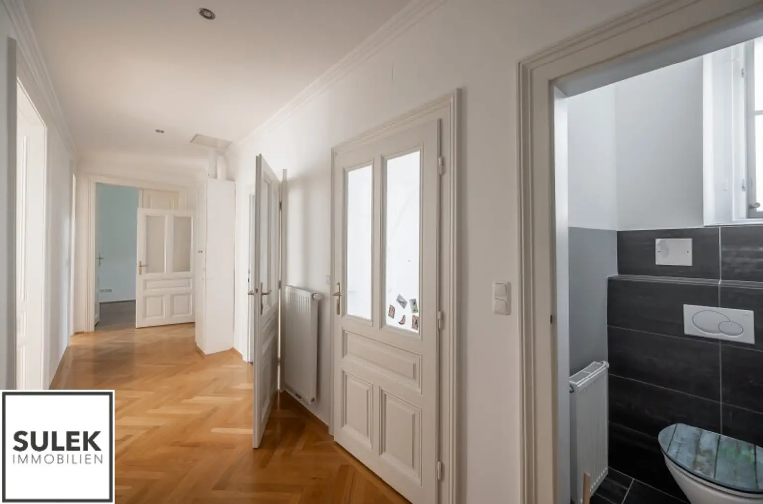 Schönbrunner Allee: 3-Zimmer-Altbauwohnung mit perfekter Aufteilung und Grünblick
