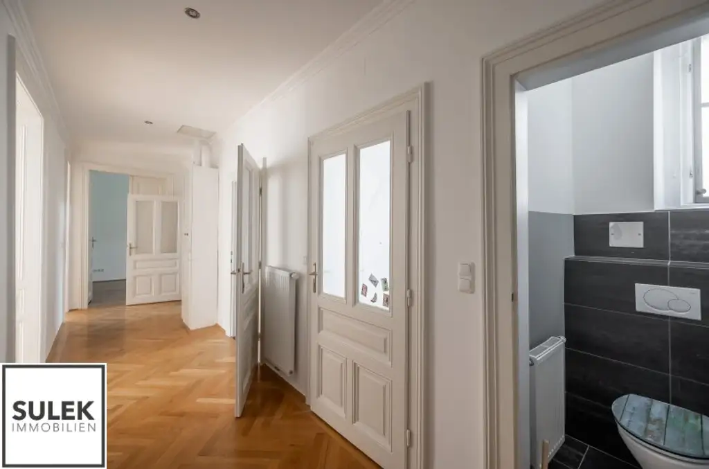 Schönbrunner Allee: 3-Zimmer-Altbauwohnung mit perfekter Aufteilung und Grünblick