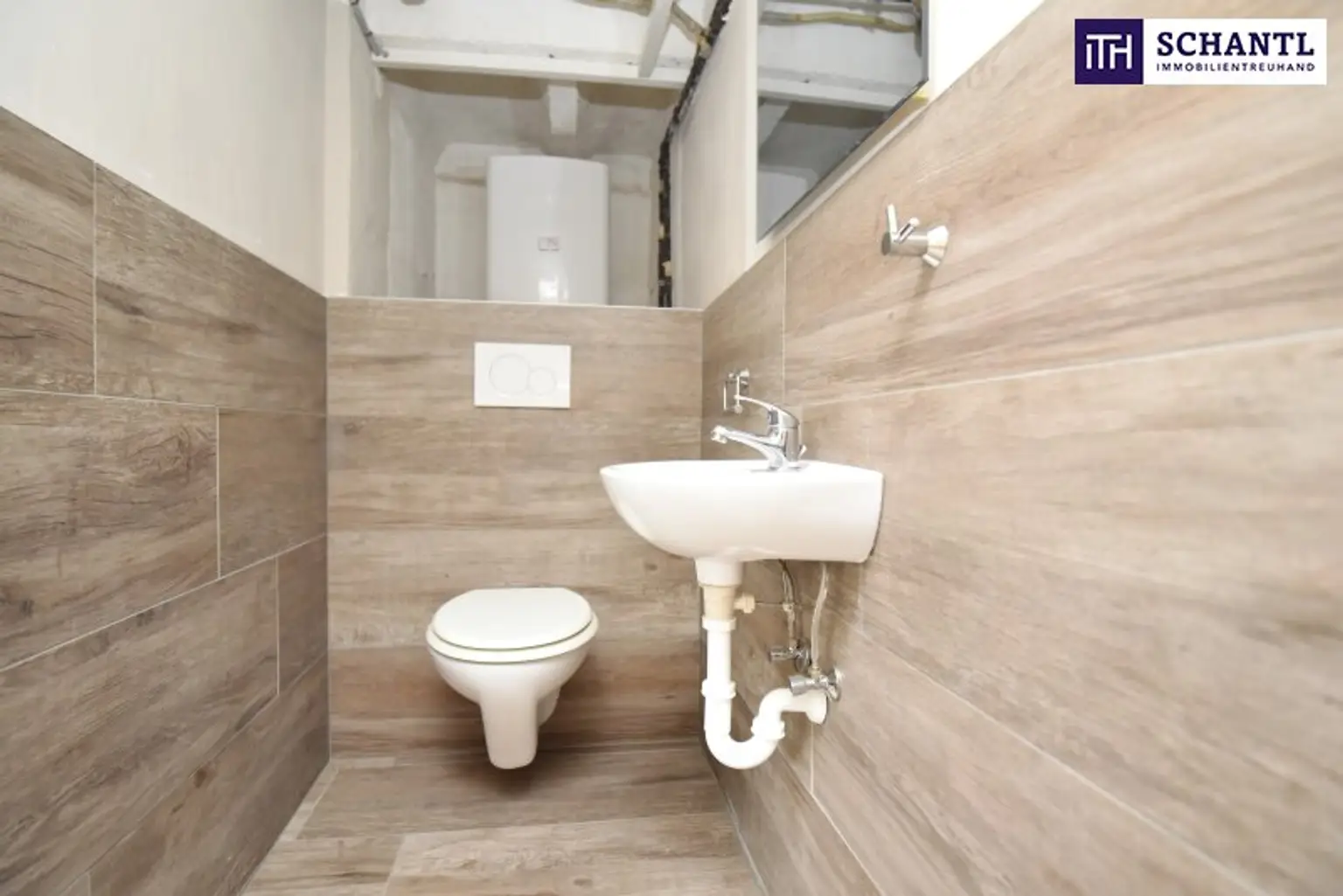 Ein Zuhause mit Raum für Leben, Generationen und Zukunft! Vielseitiges Ein- bis Zweifamilienhaus auf großem Grundstück nahe Lutzmannsburg!