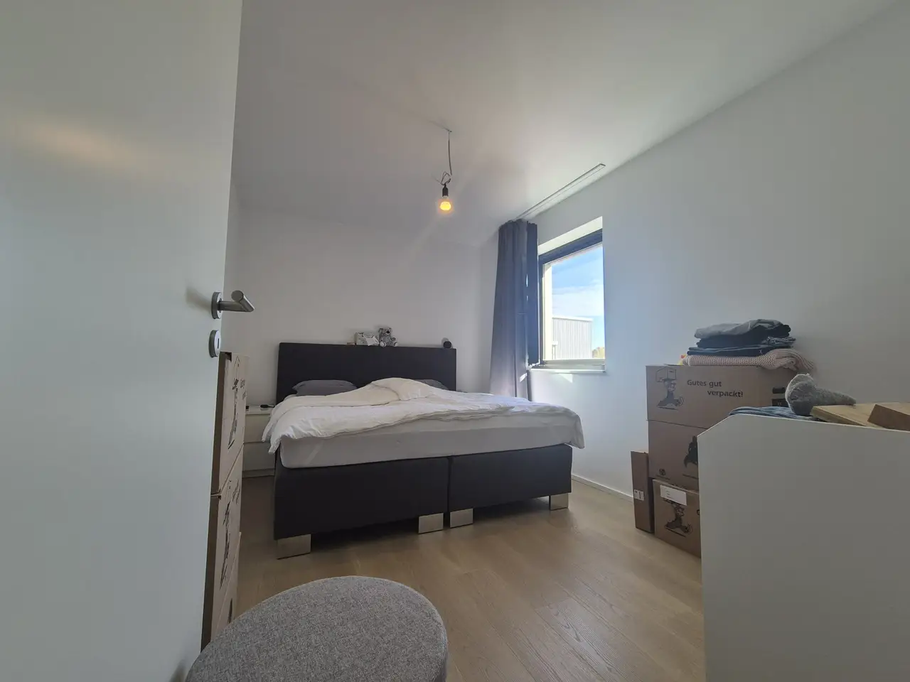 Helle, neuwertige 3,5-Zimmer-Wohnung mit tollem Balkon und 1 PKW-Stellplatz in Böblingen in Seenähe - Foto 4