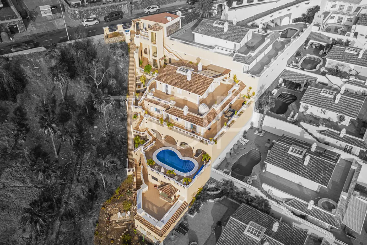 Contemporary luxury villa with panoramic views and exclusive design