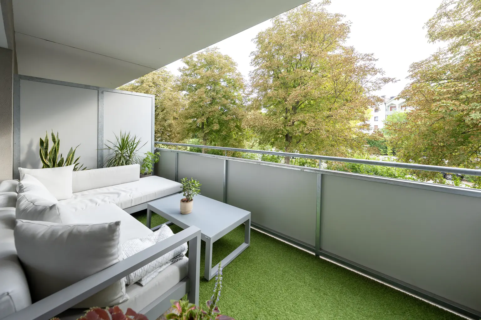 ENTWURF ** Barrierefreie, 3 Zimmerwohnung mit Grünblick, Loggia und Garagenplatz ** ENTWURF