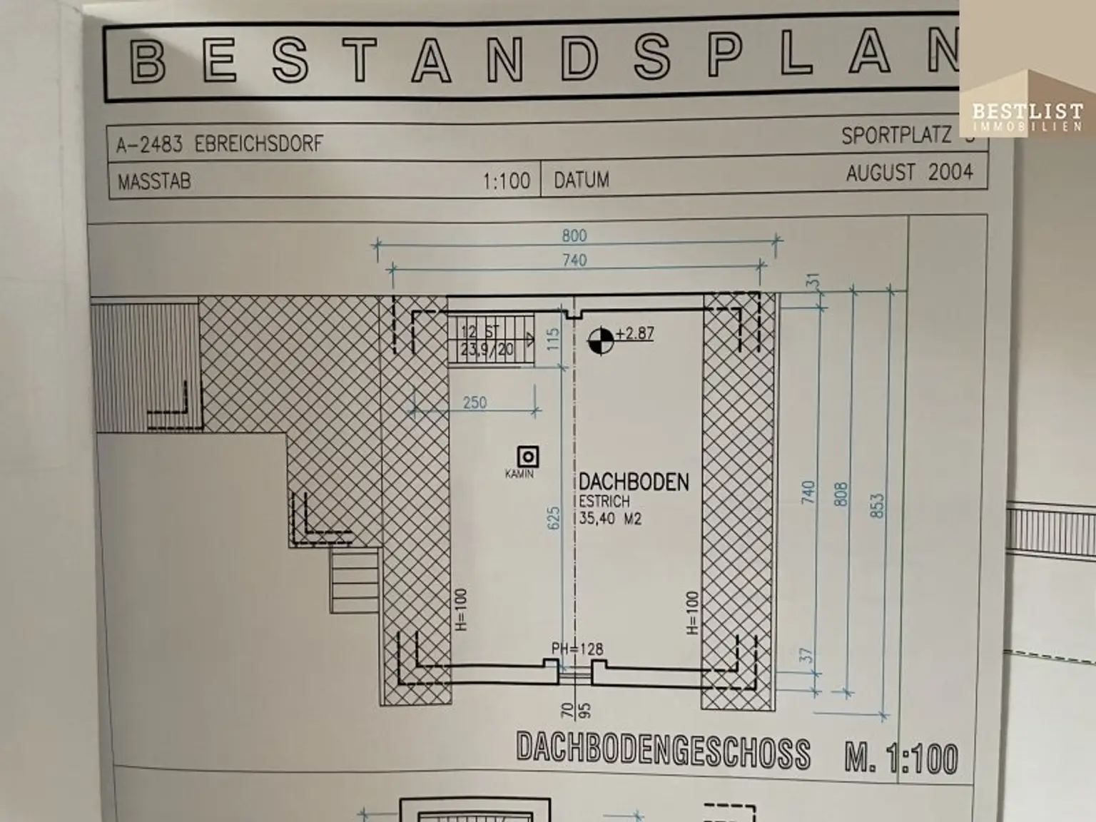 Kleines ausbaufähiges Haus mit uneinsichtigem großem Garten