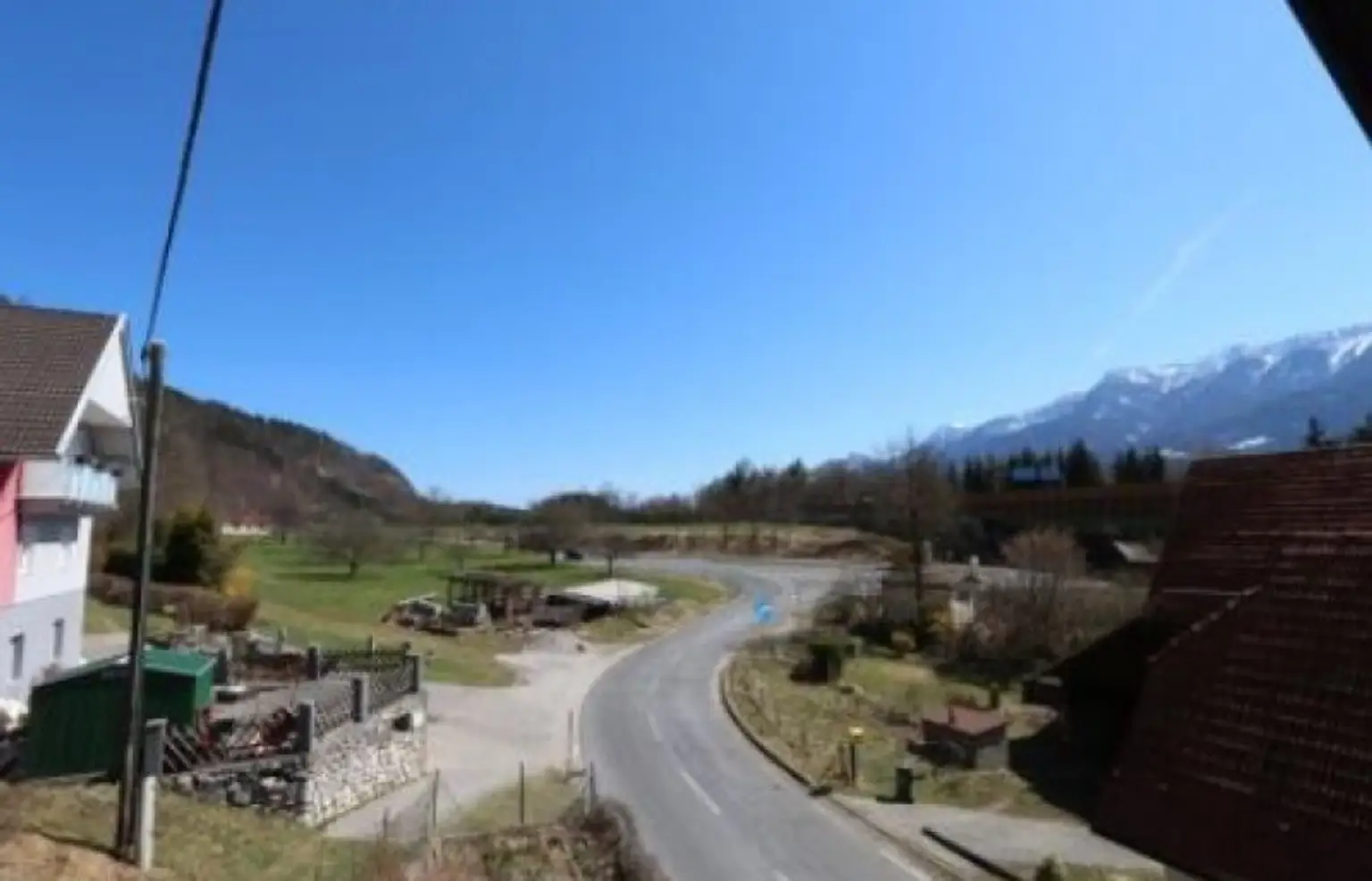 Wohnhaus nähe Warmbad/Villach: 200m² mit Balkon, Terrasse & Garagen!