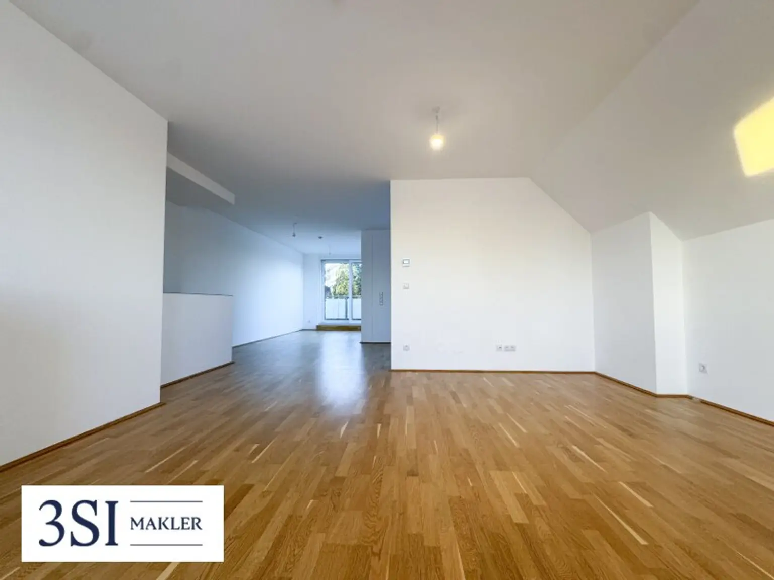 Ihr Rückzugsort über den Dächern Stammersdorfs – 2 Terrassen, Weitblick & Ruhe