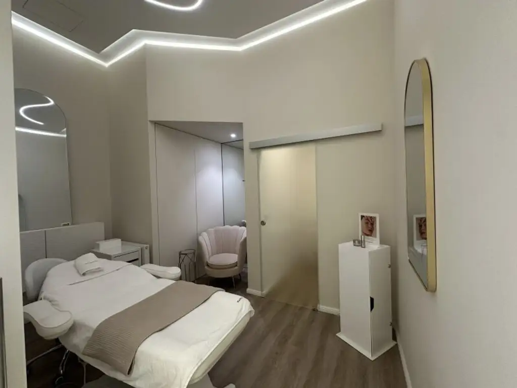 Top-ausgestattetes Kosmetikstudio mit Schaufenster in Bestlage Nähe Stephansplatz