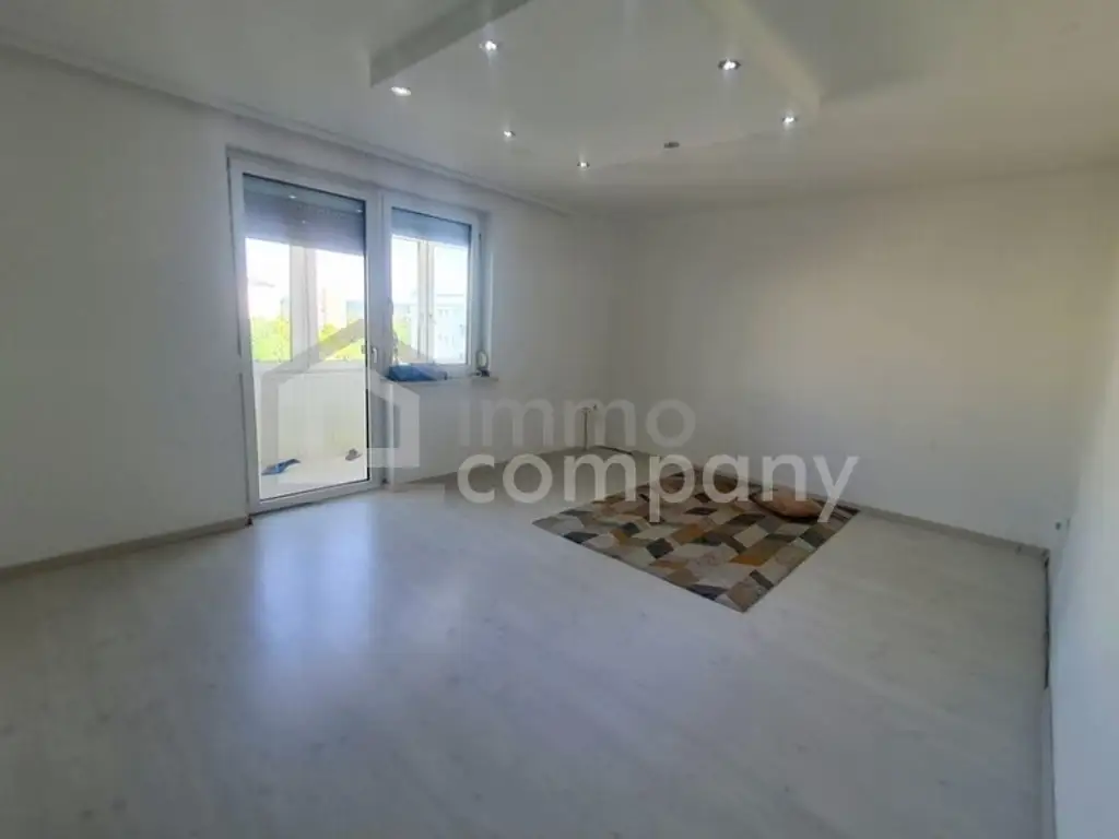 Wels/Gartenstadt : Tolle geräumige Eigentumswohnung 92m² - Loggia - Kfz Abstellplatz