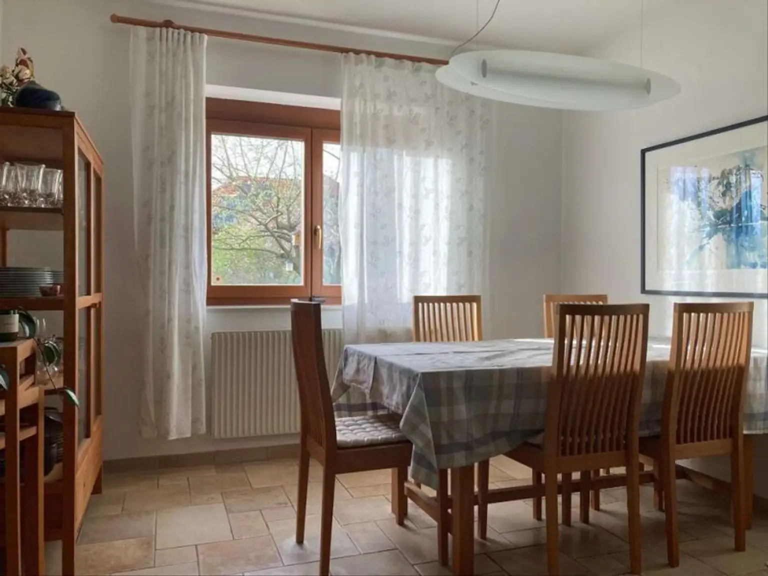 HARMONISCHE PRACHTLIEGENSCHAFT MIT SCHWIMMTEICH