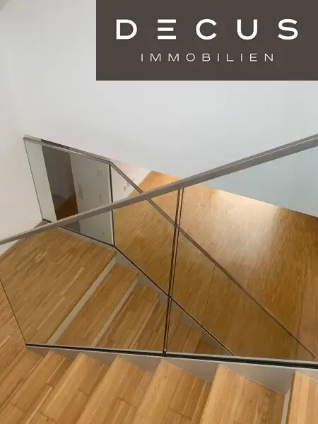 4-ZIMMER | LUXUS IM HERZEN DER STADT | TRAUMHAFTE DG-WOHNUNG | ROOFTOP-TERRASSE - AB SOFORT