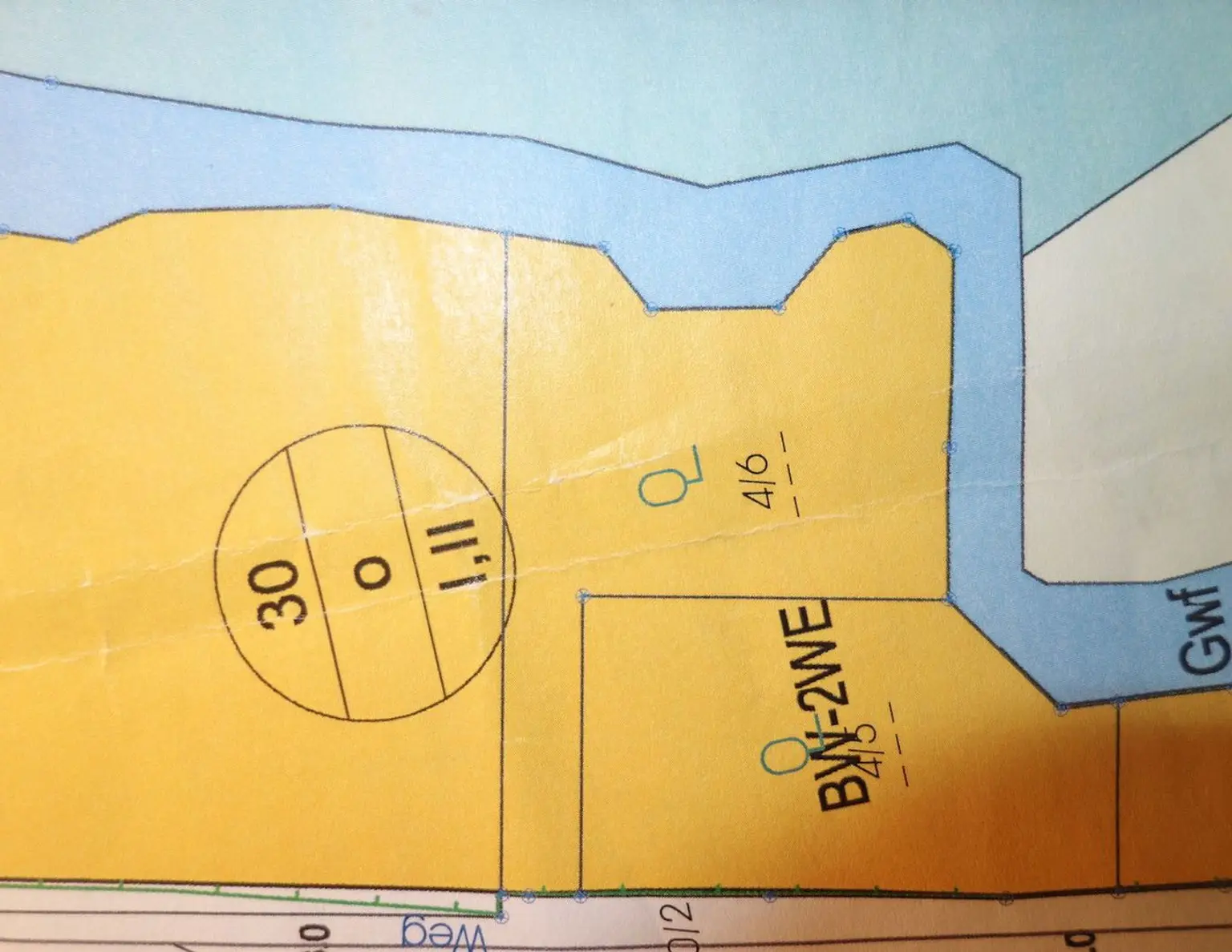 TRAUMHAFTES GRUNDSTÜCK MIT TEICH AM STEINRIEGL