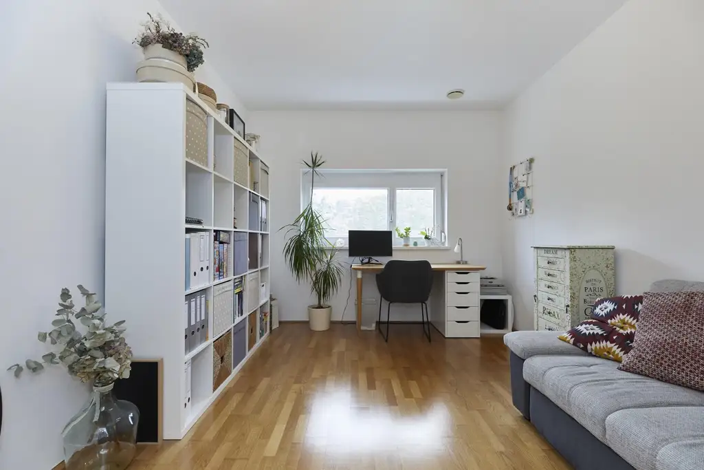 Tolle Wohnung oberhalb der Nebelgrenze im Zentrum!